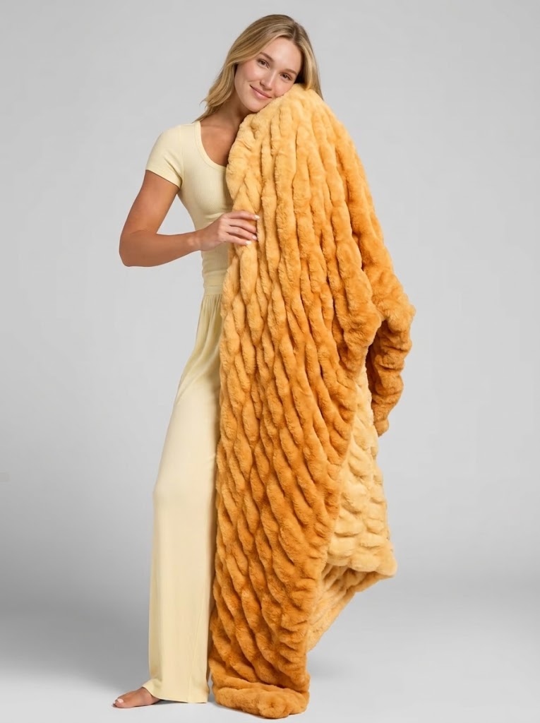 Soft plush blanket